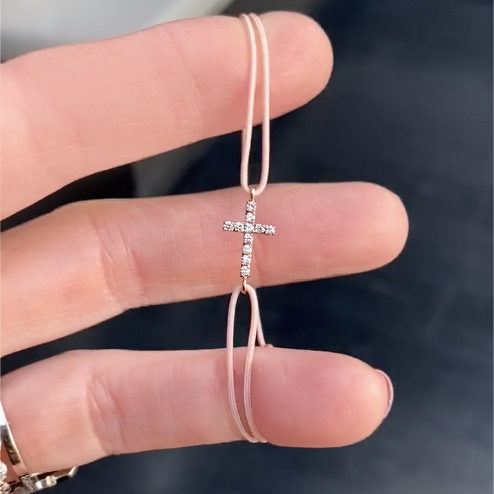 bracelet croix en diamant