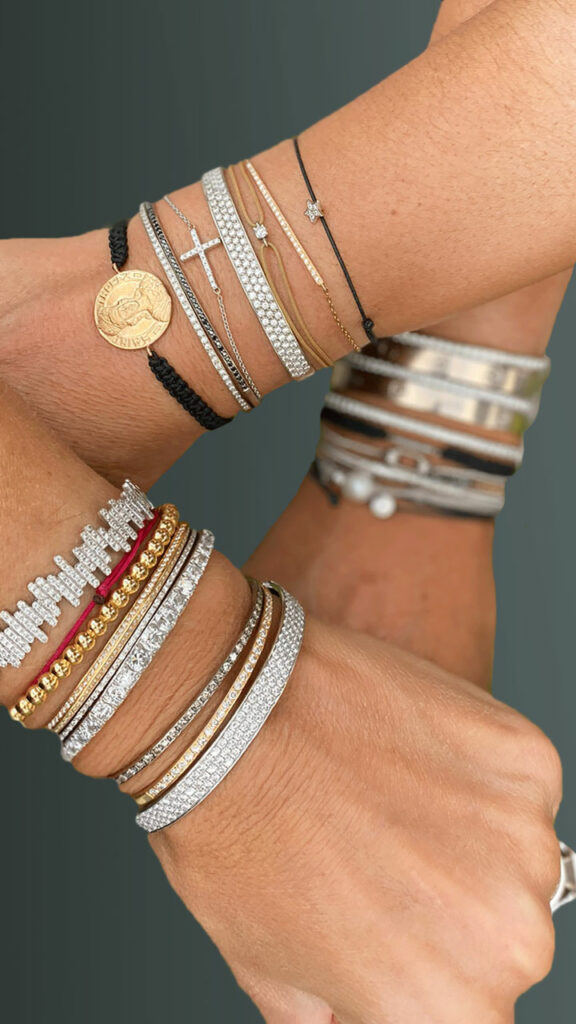 bracelets diamants sur cordon différentes couleurs